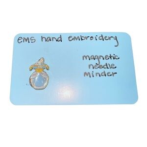 Cinderella Perfume Bottle Magnetic Needle Minder